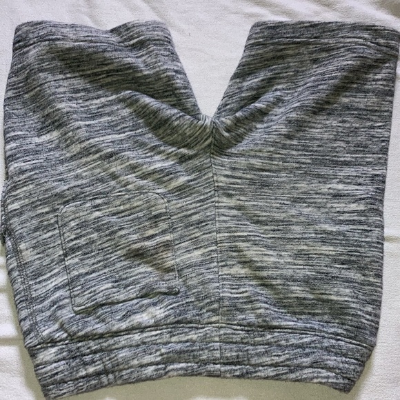 Old Navy Fleece Jogger Shorts for Boys - Picture 3 of 4